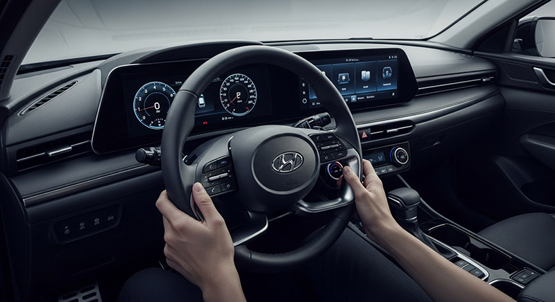 نقد و بررسی و شرایط فروش هیوندای النترا ۲۰۲۵ هرمس خودرو آبان ۱۴۰۴