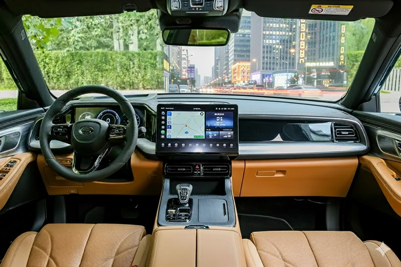 بررسی گک ES9 پرشیا خودرو: یک شاسیبلند لوکس و هیبریدی